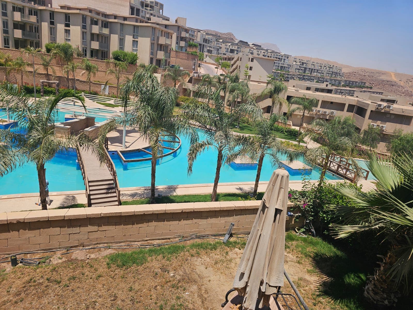 شاليه بقرية المونت جلالة